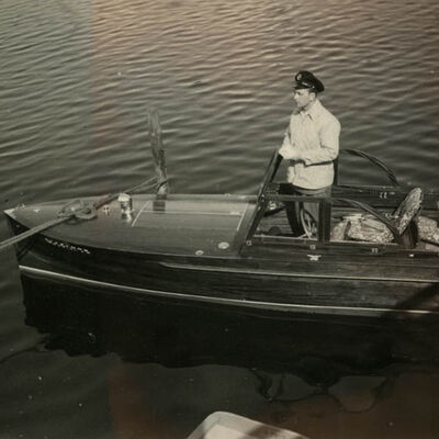 Alwardt auf seinem Boot