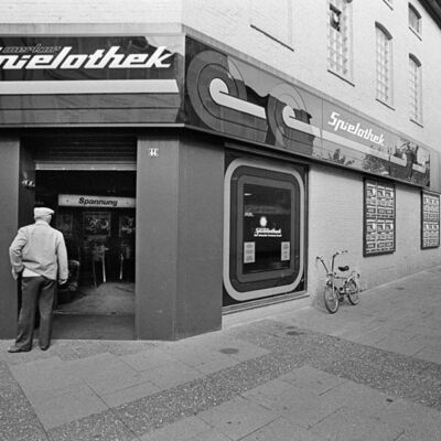 K&ouml;nigstra&szlig;e 44 Spielothek 