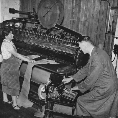 Lederfl&auml;chenmessmaschine