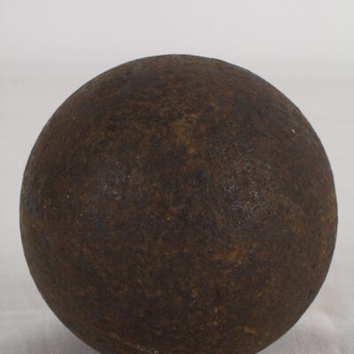 A-0700 Kanonenkugel