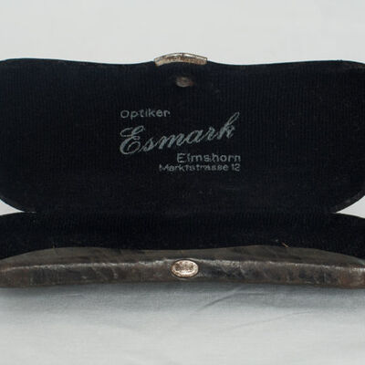 1994-0028 Brille mit Brillenetui