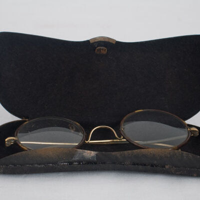 1994-0046 Brille