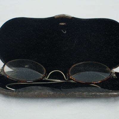 2002-0299 Brille