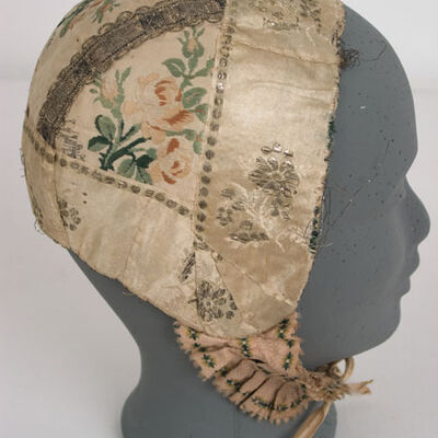 A-0326 - Haube