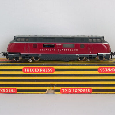 2005-0028 Modelleisenbahn