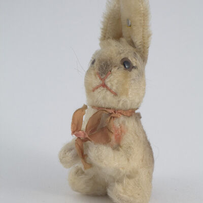2009-0145 Stofftier Hase
