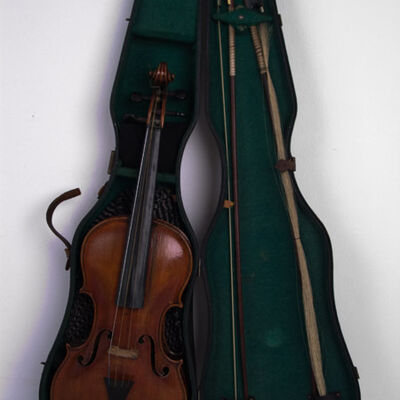 2010-0129 Violine
