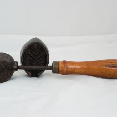 A-0907 Knopfform