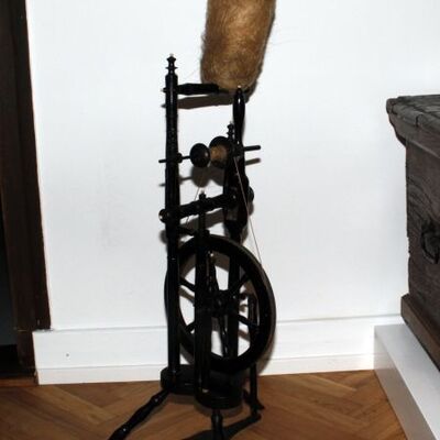A-0090 Spinnrad