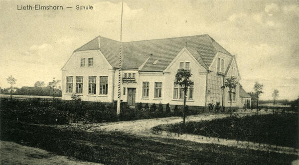 Bild vergr&ouml;&szlig;ern: 2017-Schule-Lieth-Klein-Nordende-HP
